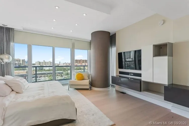 Jade Beach #908 image #11