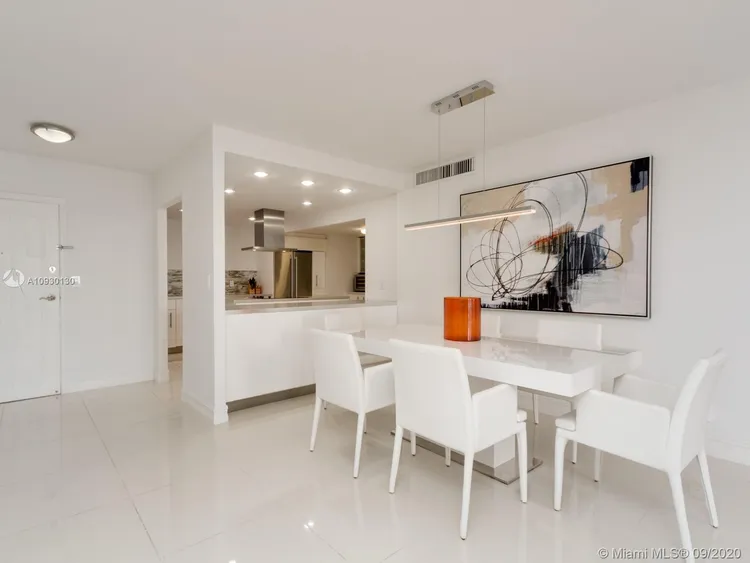 Olympus Towers and Marina #701 image #13