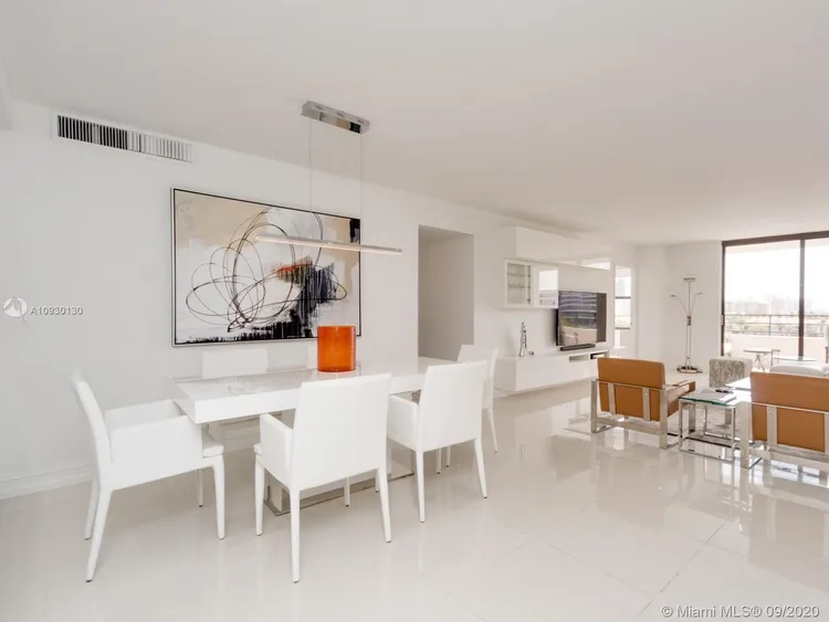 Olympus Towers and Marina #701 image #15