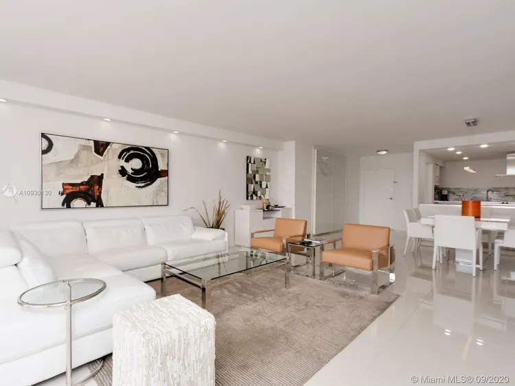 Olympus Towers and Marina #701 image #17