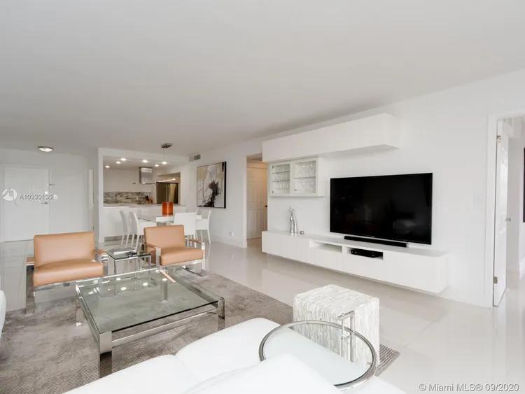 Olympus Towers and Marina #701 image #20