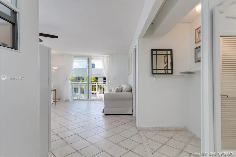 Ocean Point #402 image #14