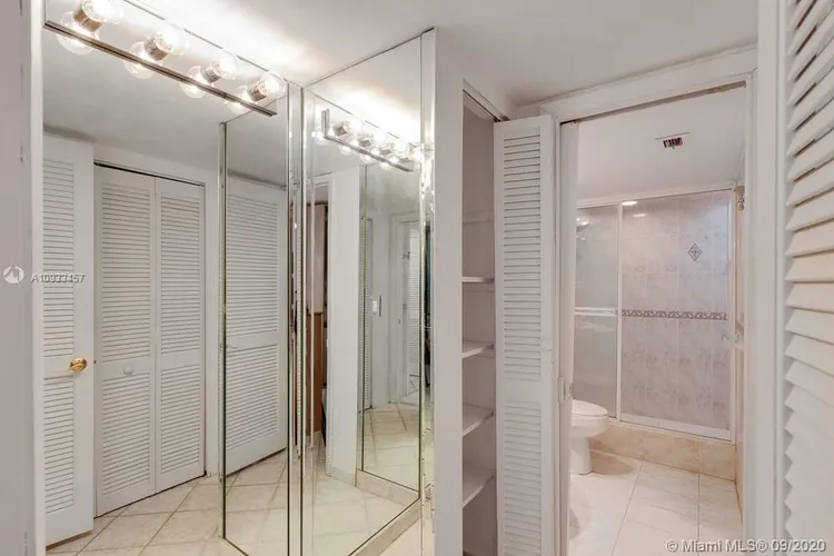 Ocean Point #402 image #16