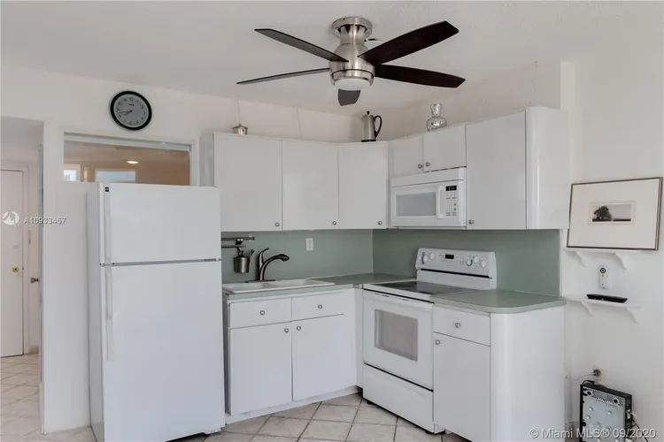 Ocean Point #402 image #7