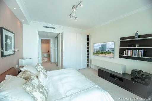 One Bal Harbour #1005 image #16