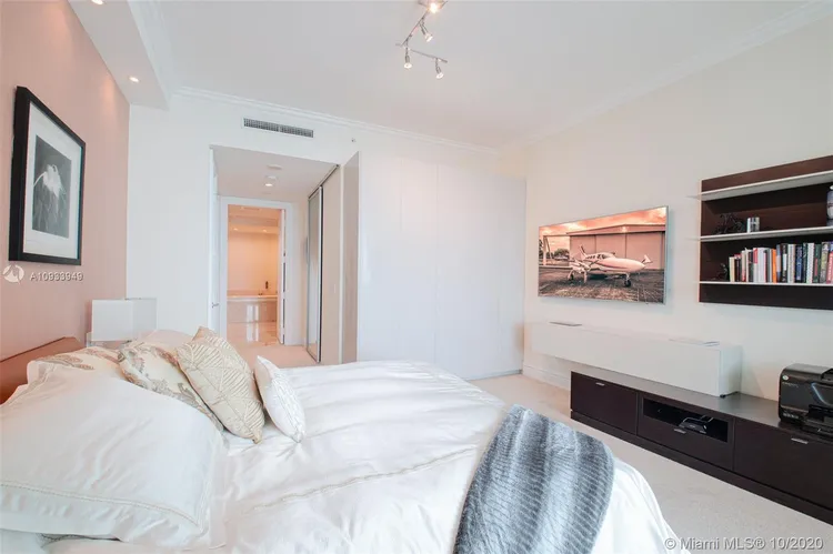 One Bal Harbour #1005 image #19