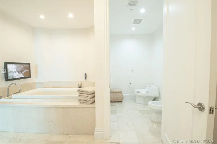 One Bal Harbour #1005 image #23