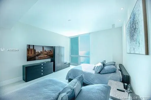 One Bal Harbour #1005 image #29