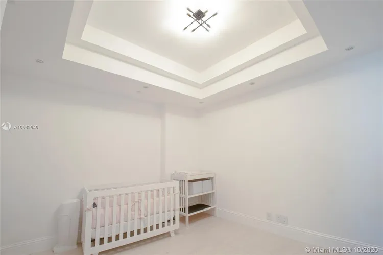 One Bal Harbour #1005 image #31