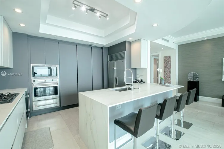 One Bal Harbour #1005 image #9