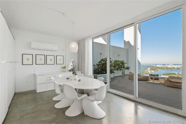 Ten Museum Park #PH4602 image #18