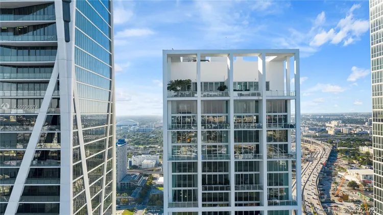 Ten Museum Park #PH4602 image #27