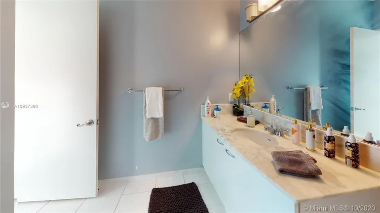 Loft Downtown II #2519 image #51