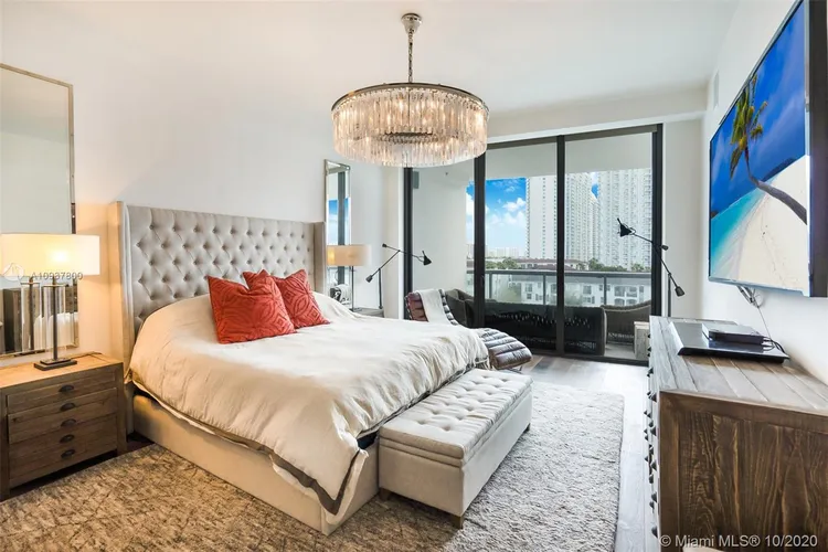 Echo Aventura #504 image #11