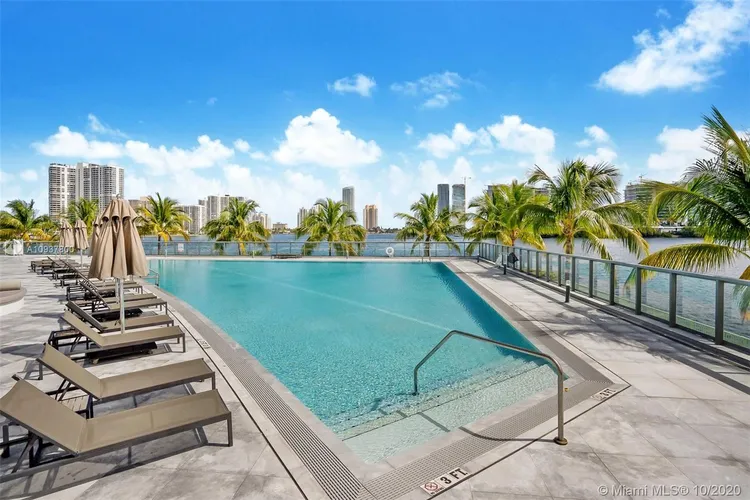 Echo Aventura #504 image #14