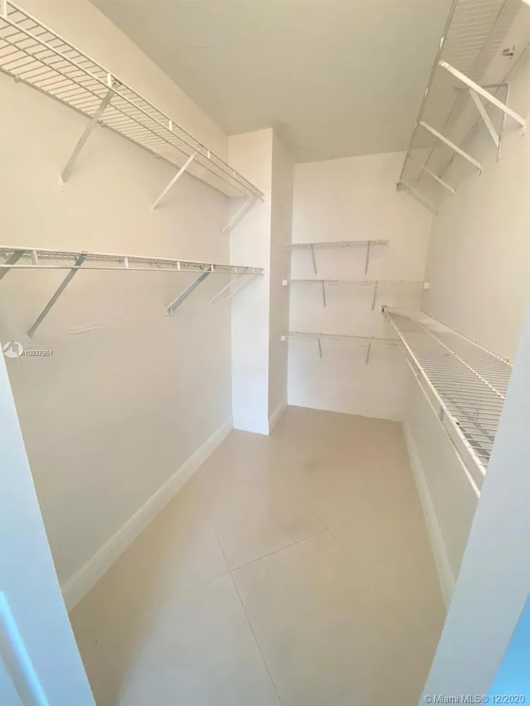 The Mark #2902 image #10