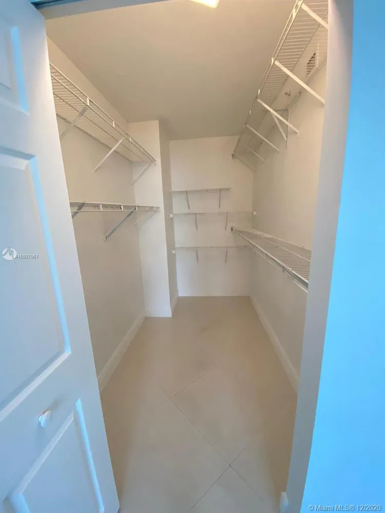 The Mark #2902 image #12