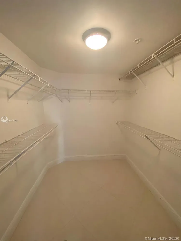 The Mark #2902 image #17