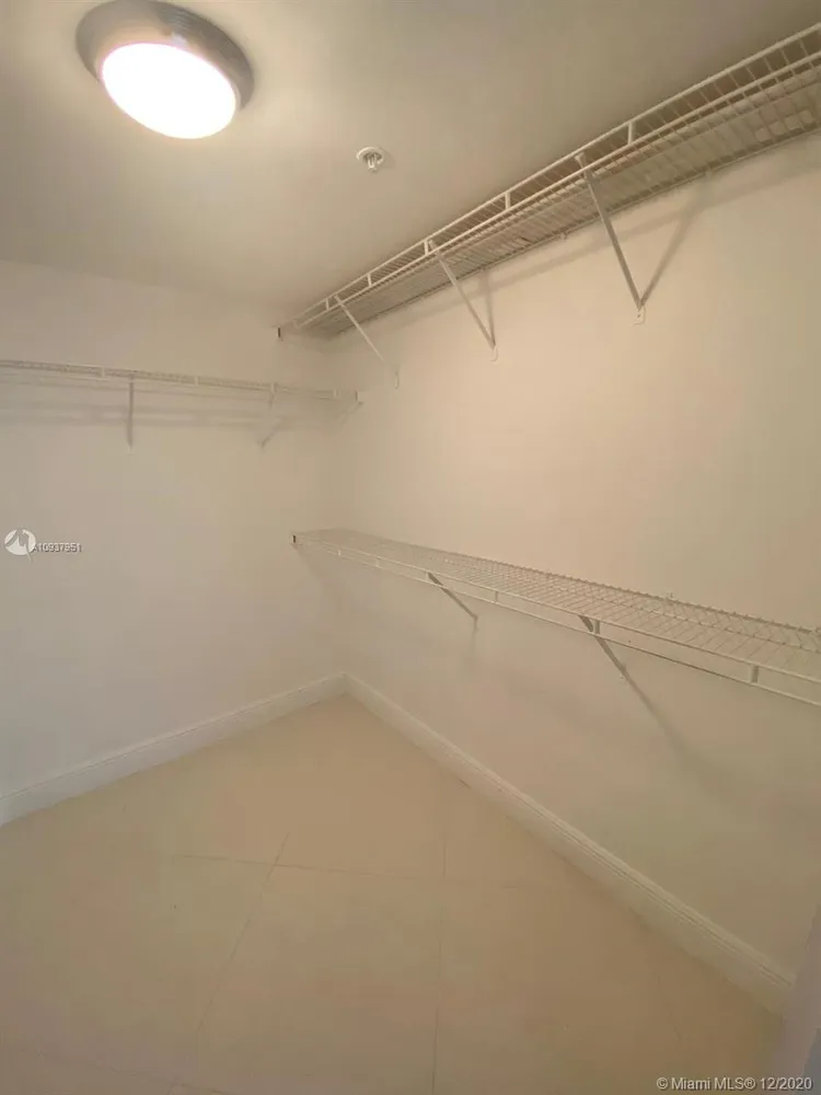 The Mark #2902 image #24