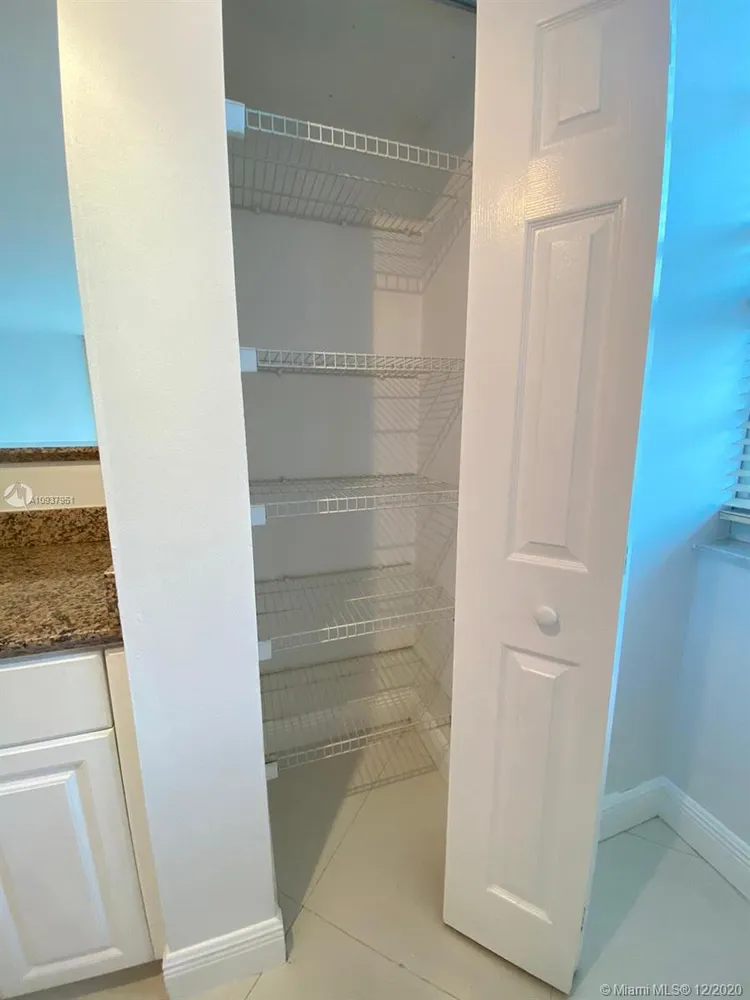 The Mark #2902 image #25