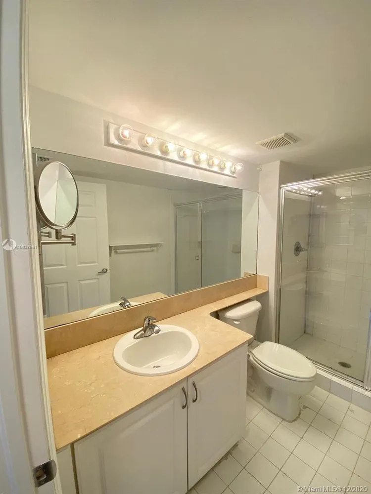 The Mark #2902 image #28