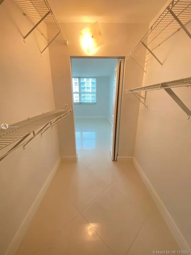 The Mark #2902 image #33