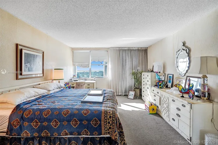 Royal Embassy #12c image #24