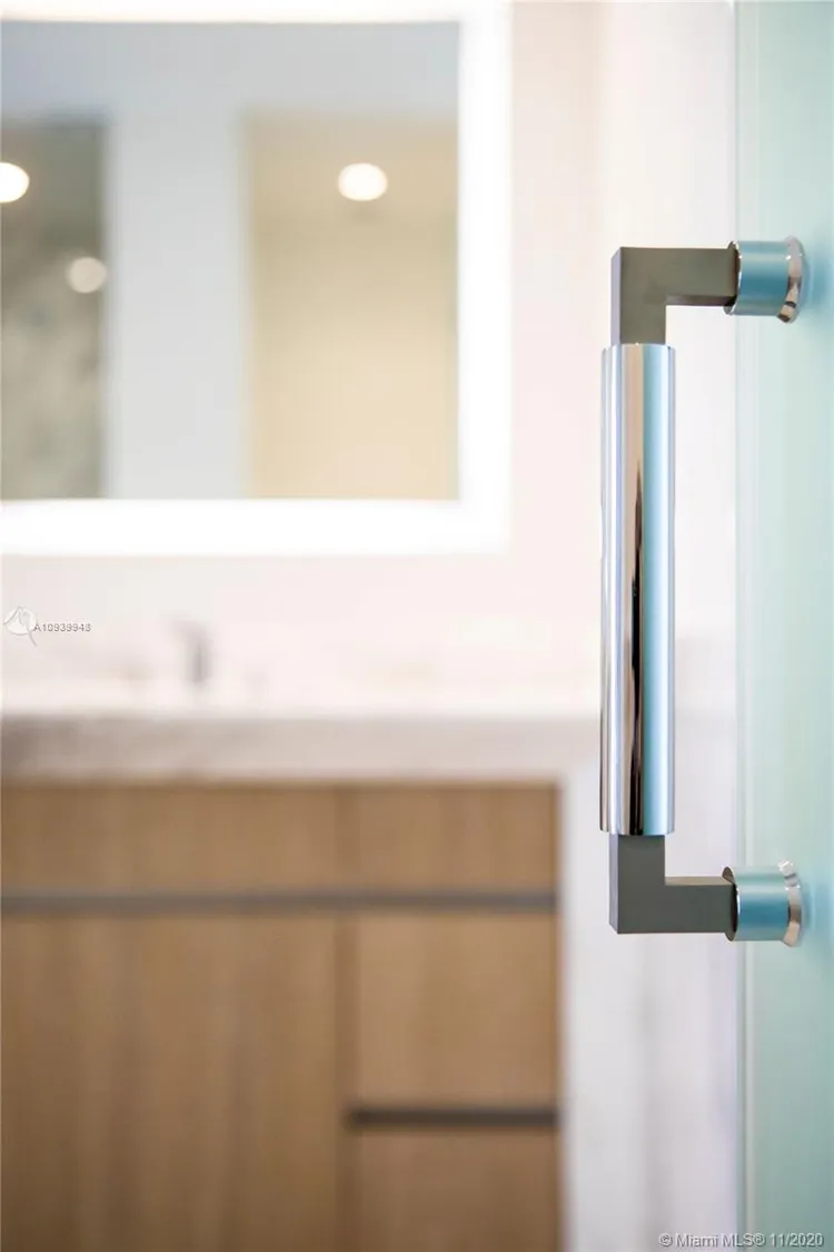 One Park Grove #17A image #20