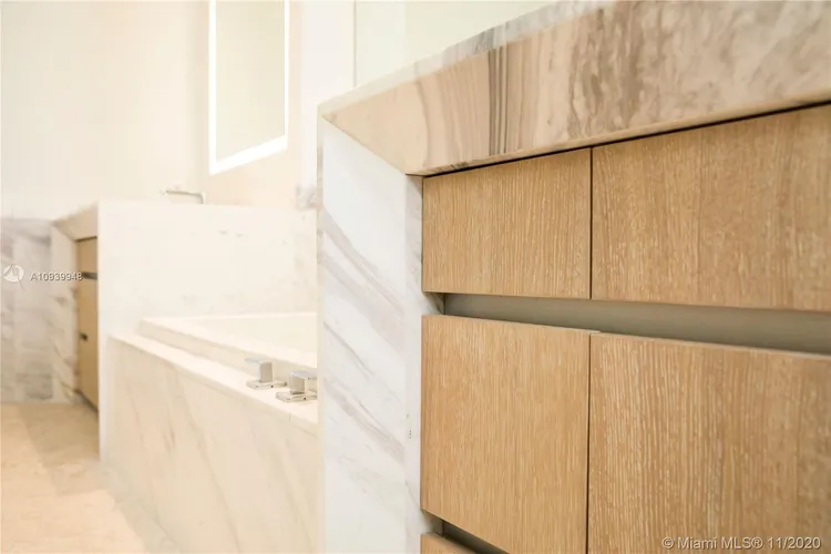 One Park Grove #17A image #21