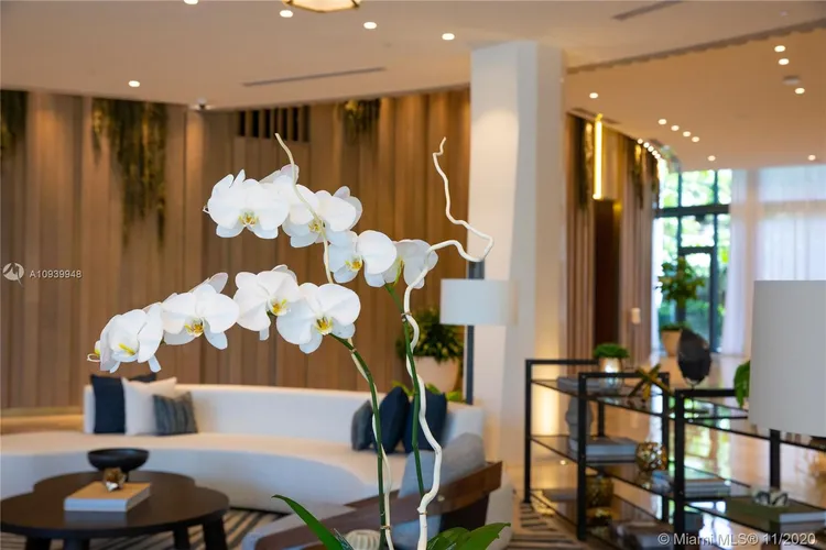 One Park Grove #17A image #37