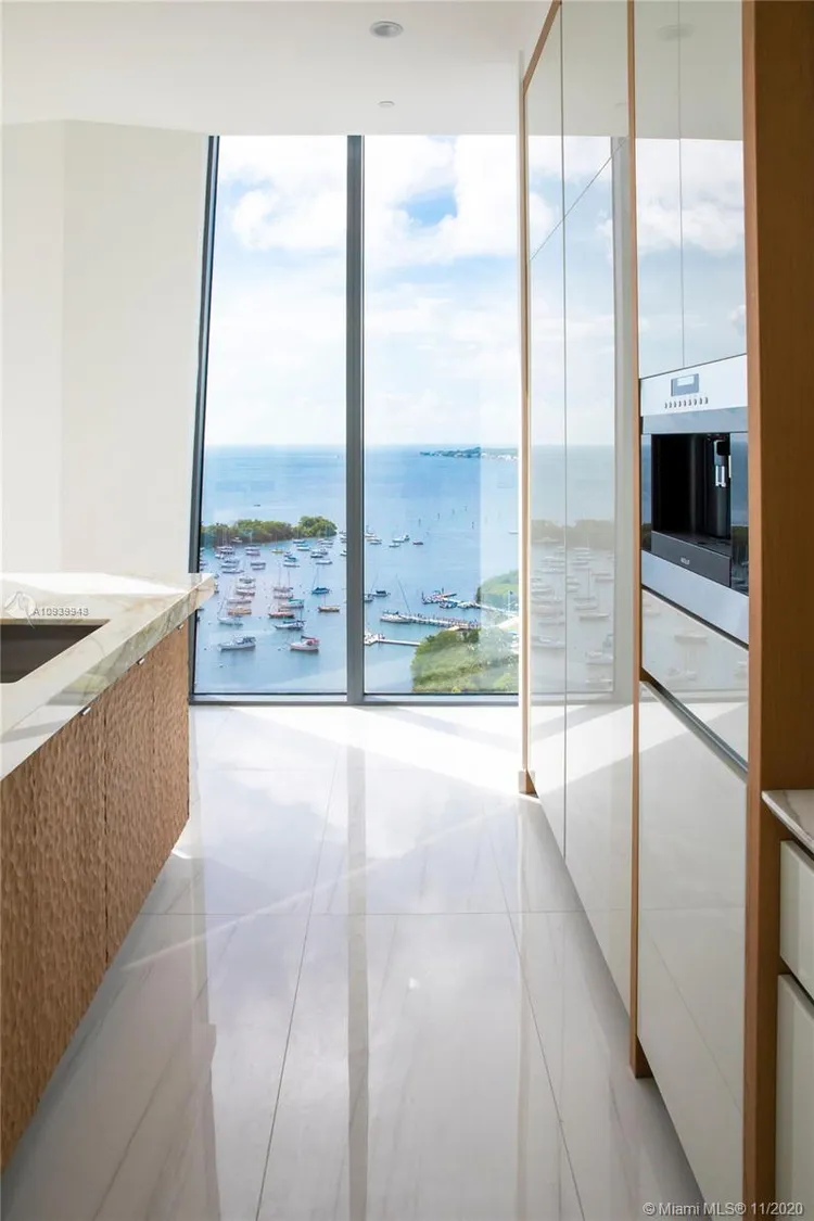 One Park Grove #17A image #7