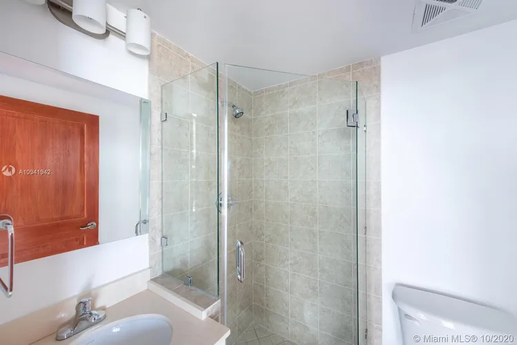 Infinity at Brickell #3001 image #16