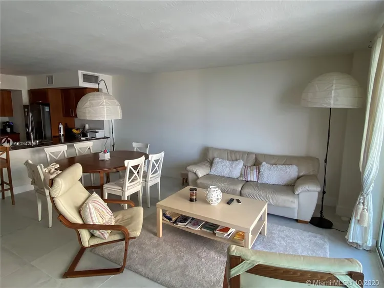 Spiaggia #503 image #9