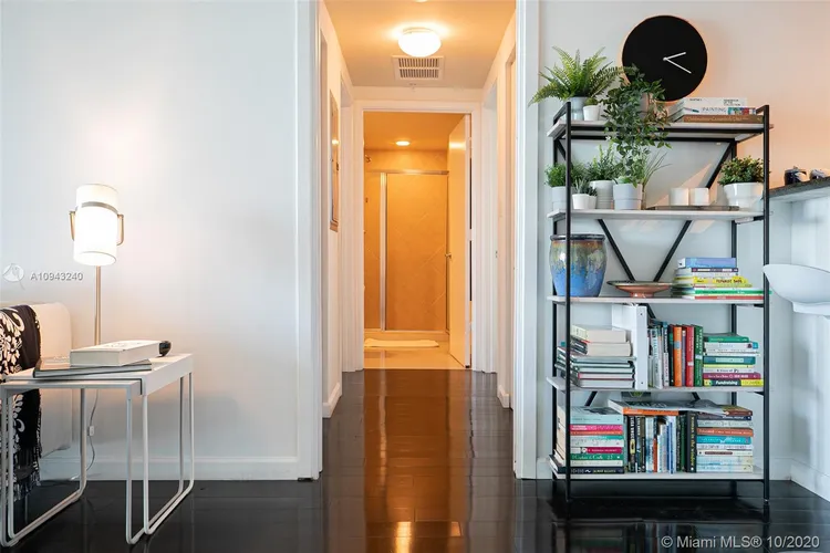 One Miami #3801 image #28