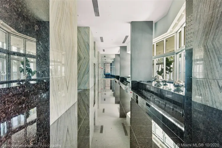 One Miami #3801 image #63