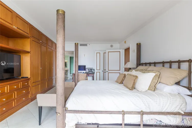 Ritz-Carlton Coconut Grove #903 image #13