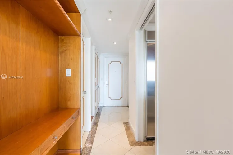 Ritz-Carlton Coconut Grove #903 image #7