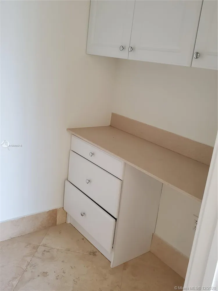 Champlain Towers East #3F image #14