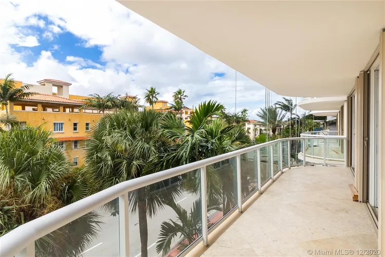 Champlain Towers East #3F image #23