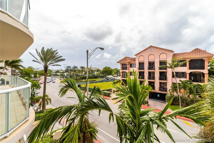 Champlain Towers East #3F image #24