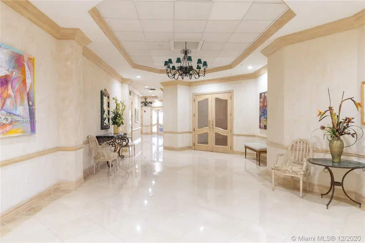 Champlain Towers East #3F image #34