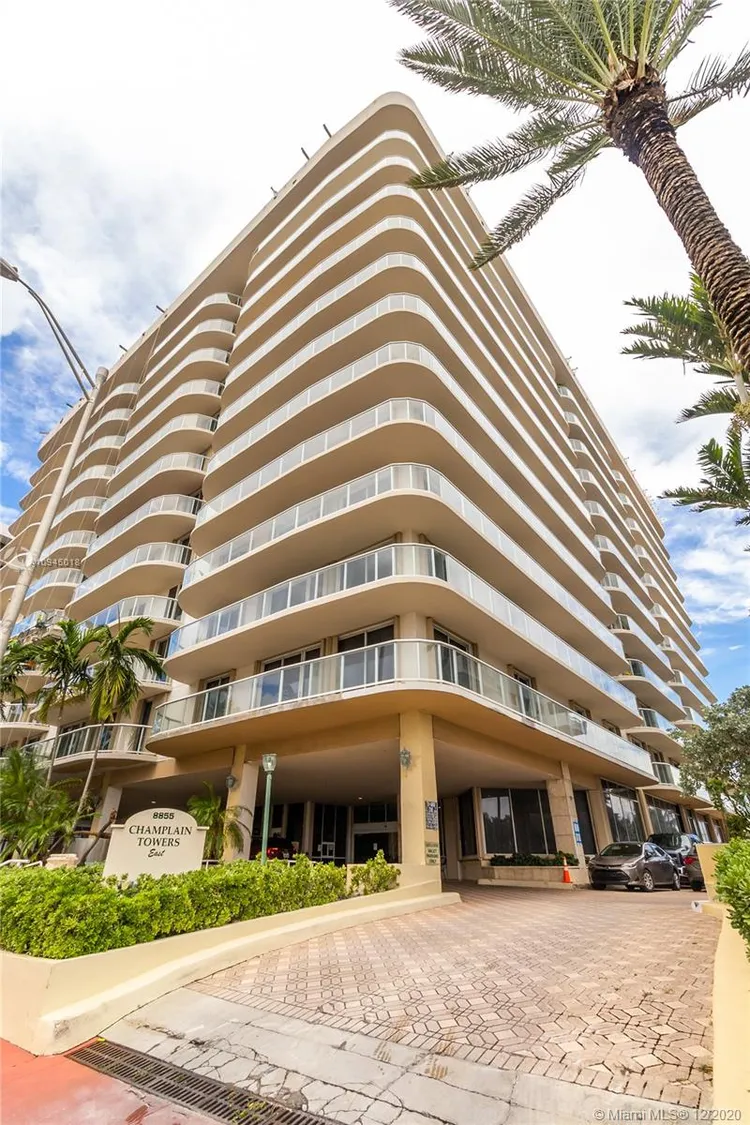 Champlain Towers East #3F image #42