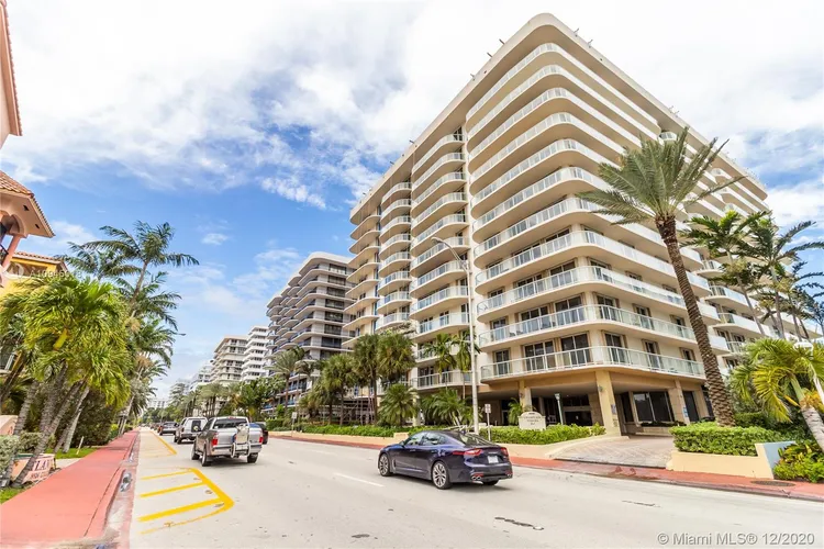 Champlain Towers East #3F image #43