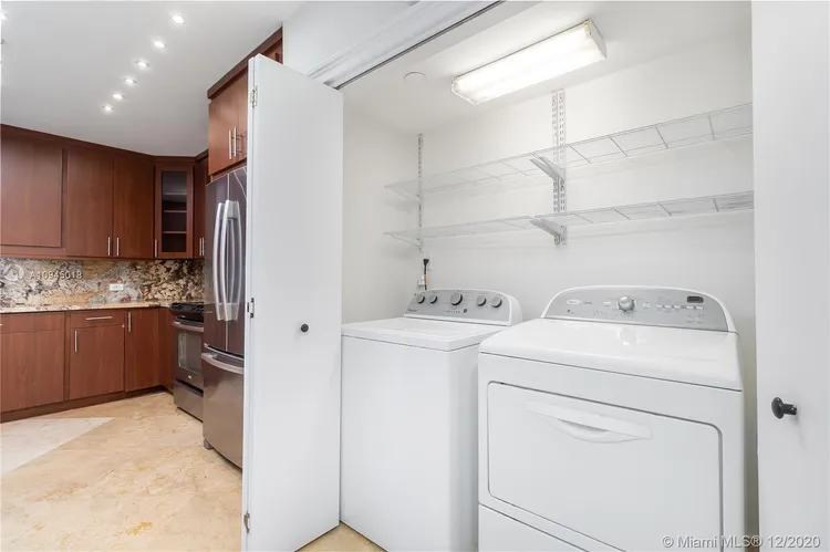 Champlain Towers East #3F image #9