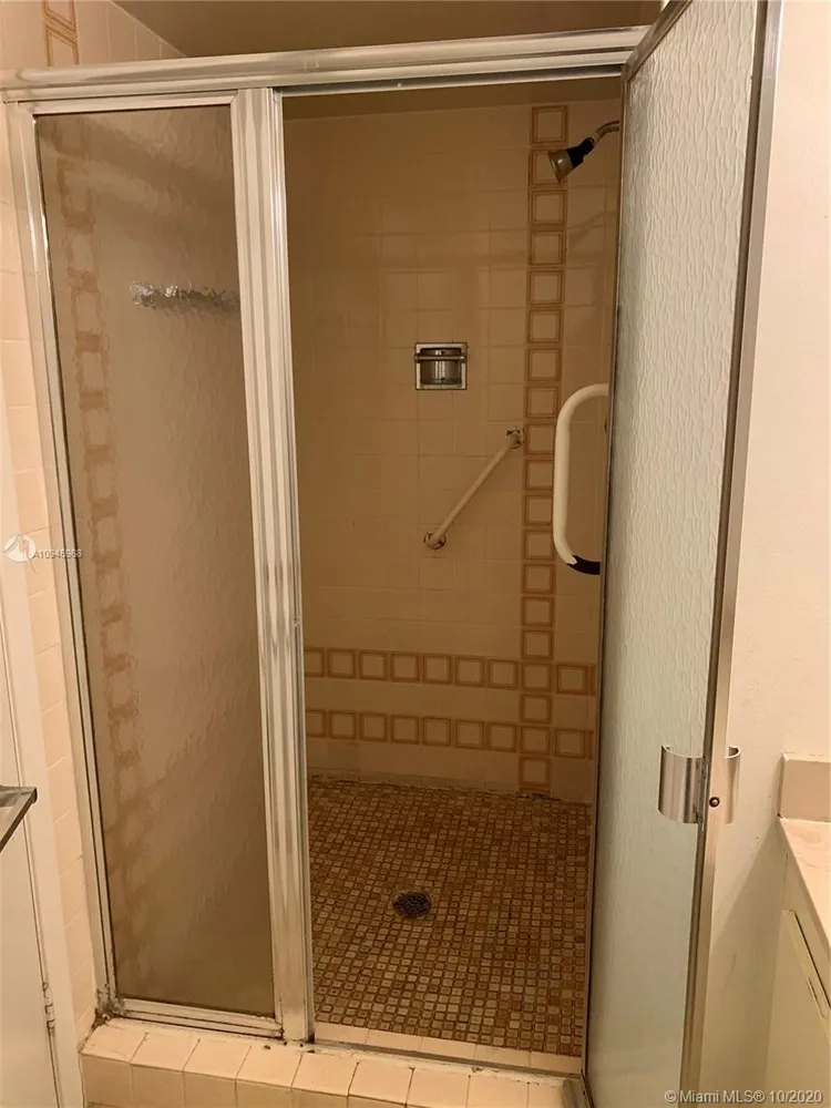 Olympus Towers and Marina #617 image #11