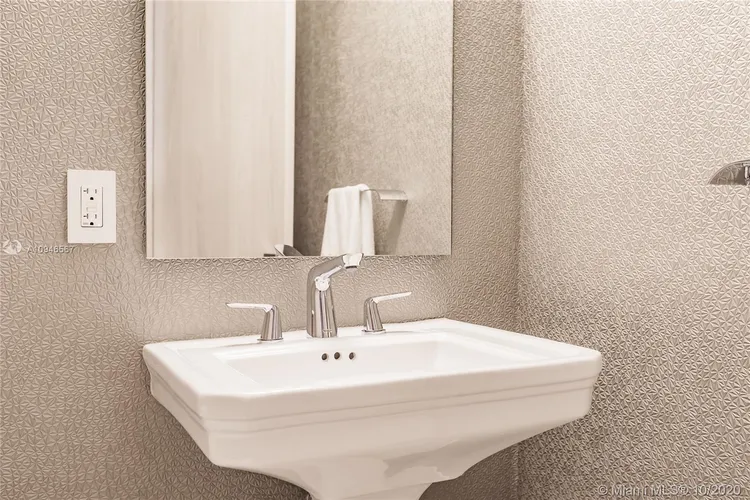 Brickell Ten #LPH03 image #25