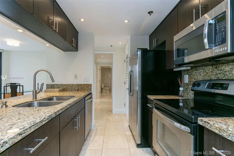 Villa Regina Condo #207 image #20