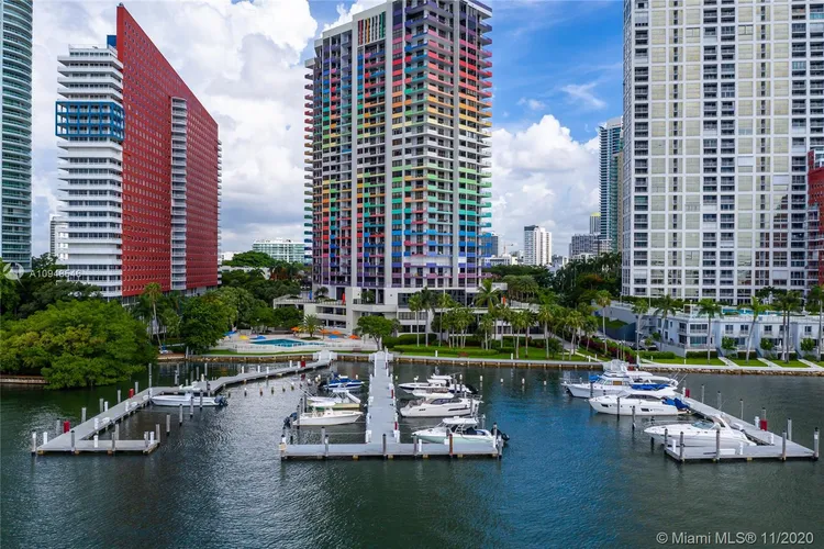 Villa Regina Condo #207 image #43