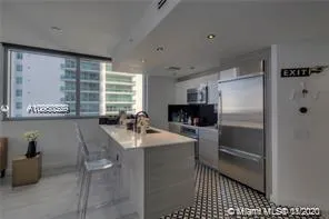 Brickell House #1209 image #12