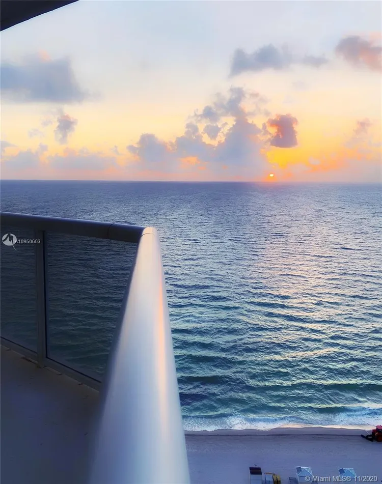 La Gorce #2502 image #13